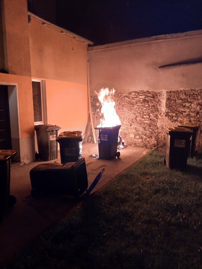 Brandstiftung durch Linksextreme, Bekennerschrieben veröffentlicht...?